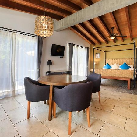 Hotel Amate Del Rio マリナルコ エクステリア 写真