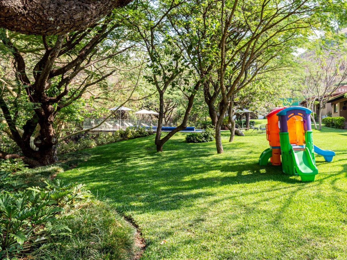 Hotel Amate Del Rio マリナルコ エクステリア 写真