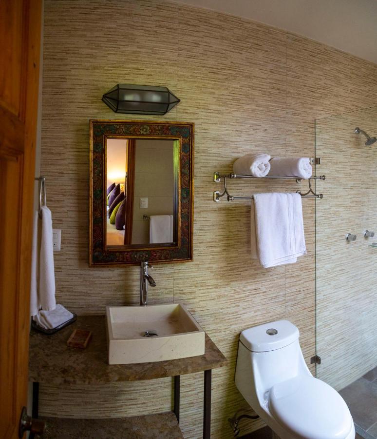 Hotel Amate Del Rio マリナルコ エクステリア 写真